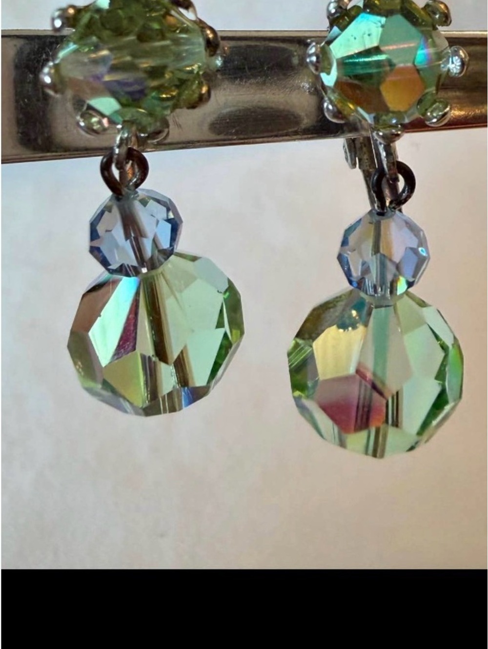 Green Crystal Drop Earrings – Unbranded